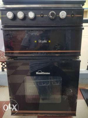 Oven and stove four burner good condition