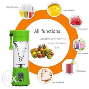 Rechargeable and Portable Blender / Juicer with
