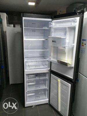 Samsung fridge double with water dispenser 350 liters black