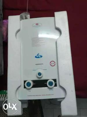 Un Used, Sealed gas gyser for sale