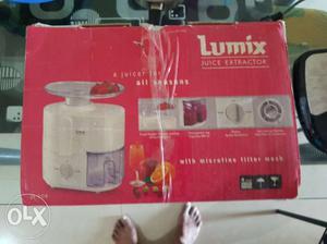 White Lumix Juice Extractor Box