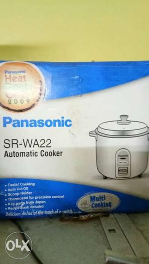 White Panasonic SR-WA22 Automatic Cooker Box