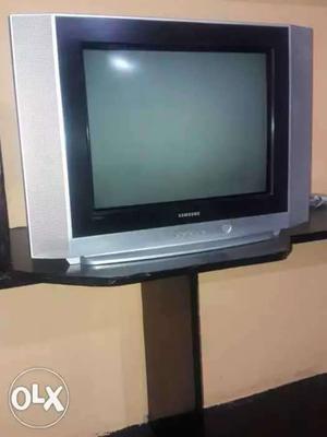 21 inch samsung tv with gd condition sell urgent