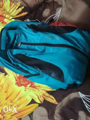 American tourister backpack laptop bag fixed price.old used