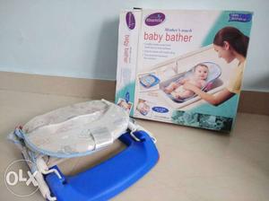 Baby bathing chair of Mastela company. hardly