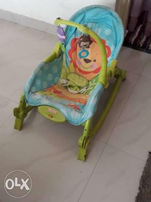 Baby rocker in gud condition maker fisher price