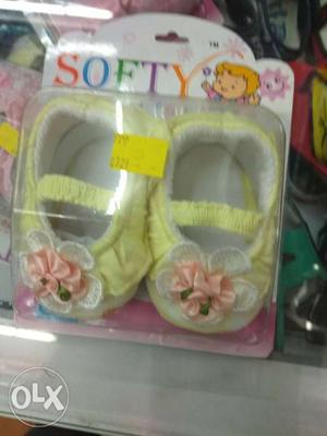 Baby's Yellow Softy Bootees