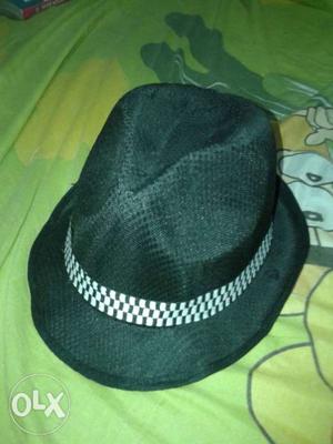 Black Solo Hat