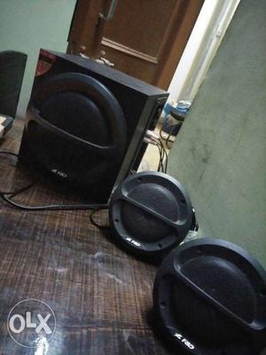 F&d speakers 2.1 excellent condition. 4 months
