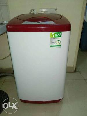 Haier washing machine(6.5KG) in good condition.