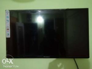 Hyundai led 32 inches best futures nice condition