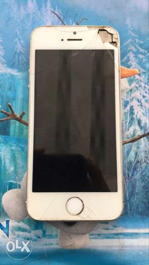 IPhone 5s 16 gb Display damaged no other comblats