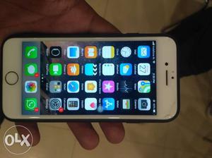 Iphone 7 32gb silver two months old excellent