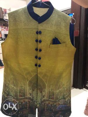 Kurta. Age group .can be altered. Green and blue