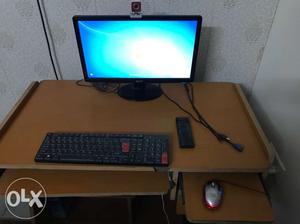 Pc plus table in good condition 2 gb ram with