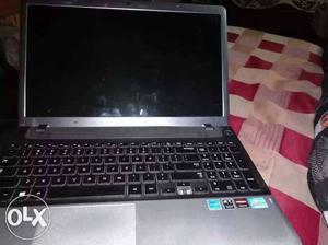 Samsung i5 leptop with graphic card for sale
