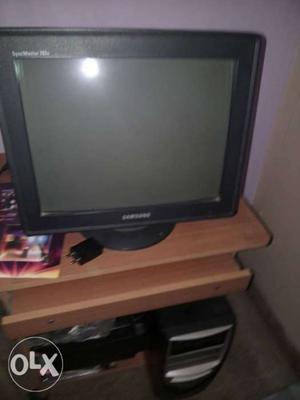 This is a crt Samsung monitor with cpu only hard