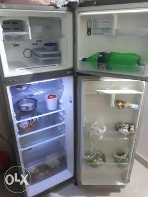 Urgent sell Whirlpool double door fridge in