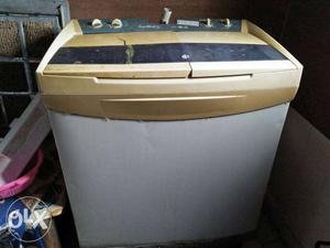 White And Brown Twin-tub Washer And Dryer