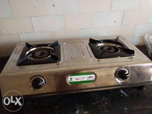 2 burner gas stove, only 1month old
