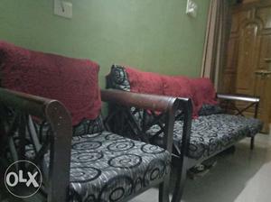 3 years old sofa in good condition 3+1+1