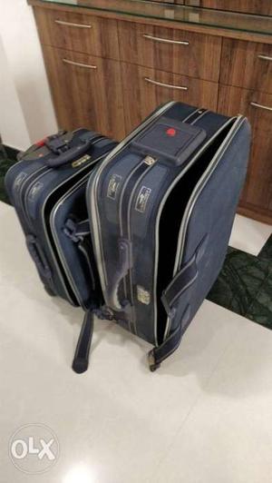 Combination of 2 suitcases in very good