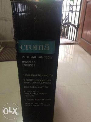 Croma 120W Pedestal Fan