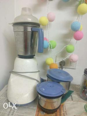 Maharaja white line mixer, three jars