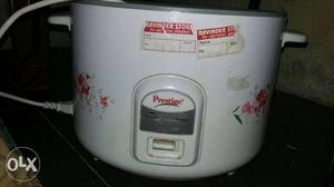Prestage rice cooker 2 8 letter good working