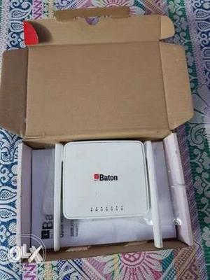 Router dual antenna completely new. only one