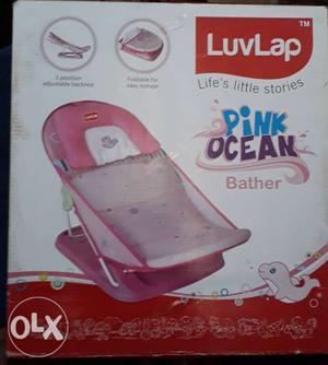 Seal pack New Luvlap baby bather.