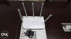 White Airtel Wireless Router