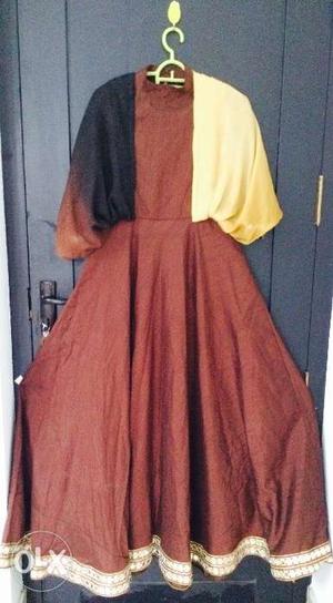 Designer wear gown designed by saritha "Dejavu"