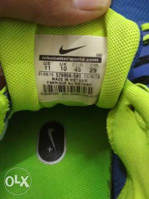 Size US 11 Green Nike Shoe