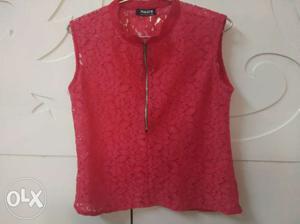 Women's Red Half-zip Sleeveless Shirt