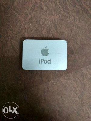 Apple iPod shuffle with charger high quality sound good