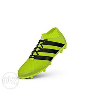 Brand new adidas boot (43 size)