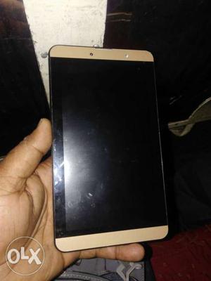 Iball 4g 2 tablet 2 gb ram and 16 gb calling and