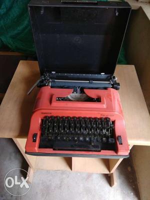 Old portable Remington typing machine in working