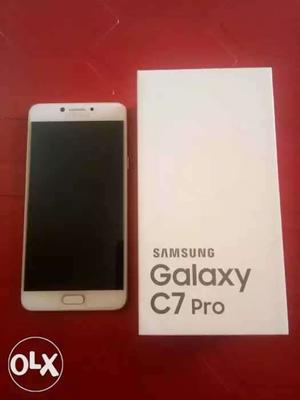 Samsung C7 pro lady used mobile only 4 months