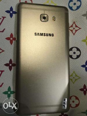 Samsung galaxy c9 pro 64 gb its next to new