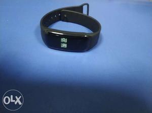 Smart band very good condition with bill box