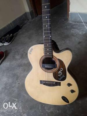 Want to sell my acoustic guiter...