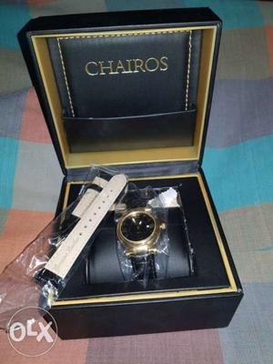 CHAIROS DIVA WRIST WATCH Golden watch for ladies.