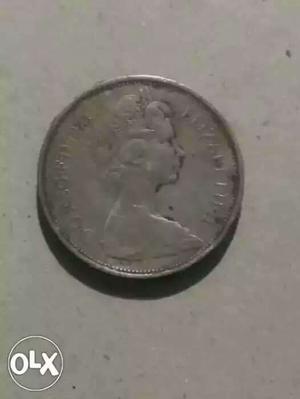 Elizabeth 10 pence coin