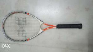 Lawn tennis racket vector X 25 Hardly used vth bag
