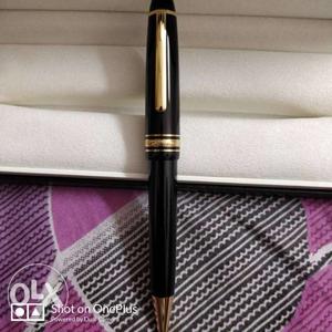 MONT BLANC ball point pen,gold plated with box and warranty