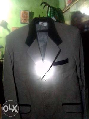 Want to sale suit