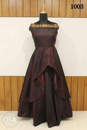 Women's Maroon And Black Long-sleeved Dress