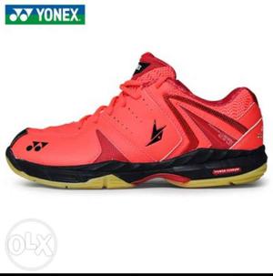 Yonex lindan edition top end shoes for sale. Used
